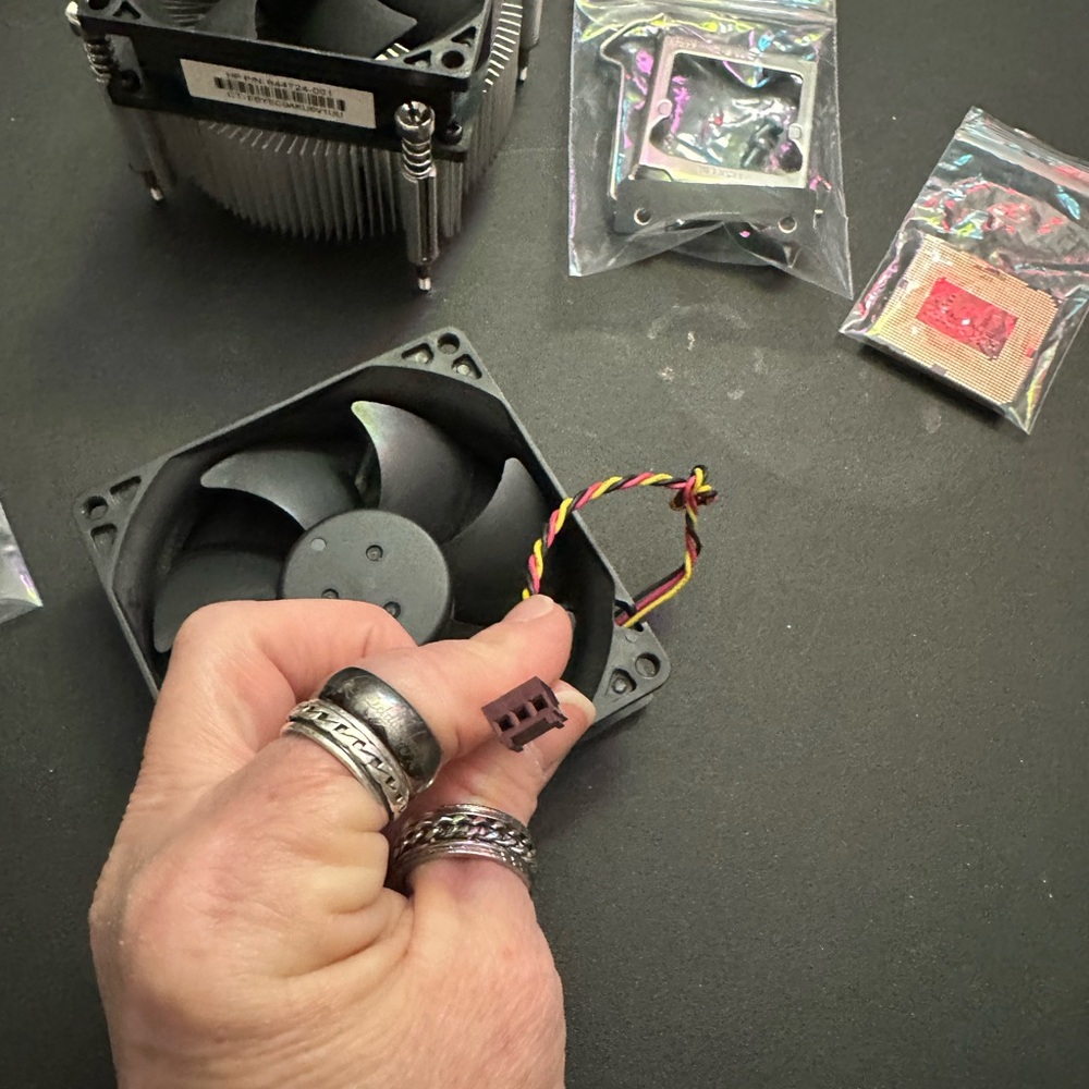 Computer Fans - Picture 4 of 11